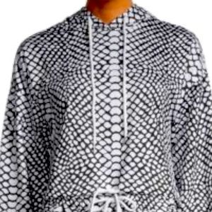 NWT Club La Moda Clothing Cropped Hoodie Women's XL Snakeskin B/W Top Drawstring